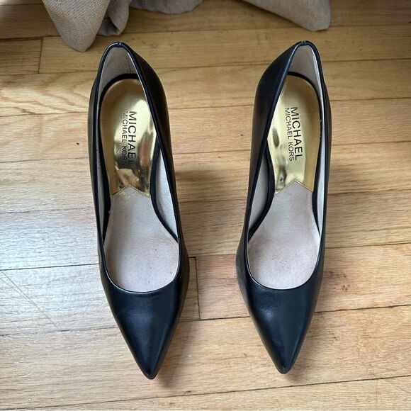 MICHAEL Michael Kors Pumps - Picture 2 of 6